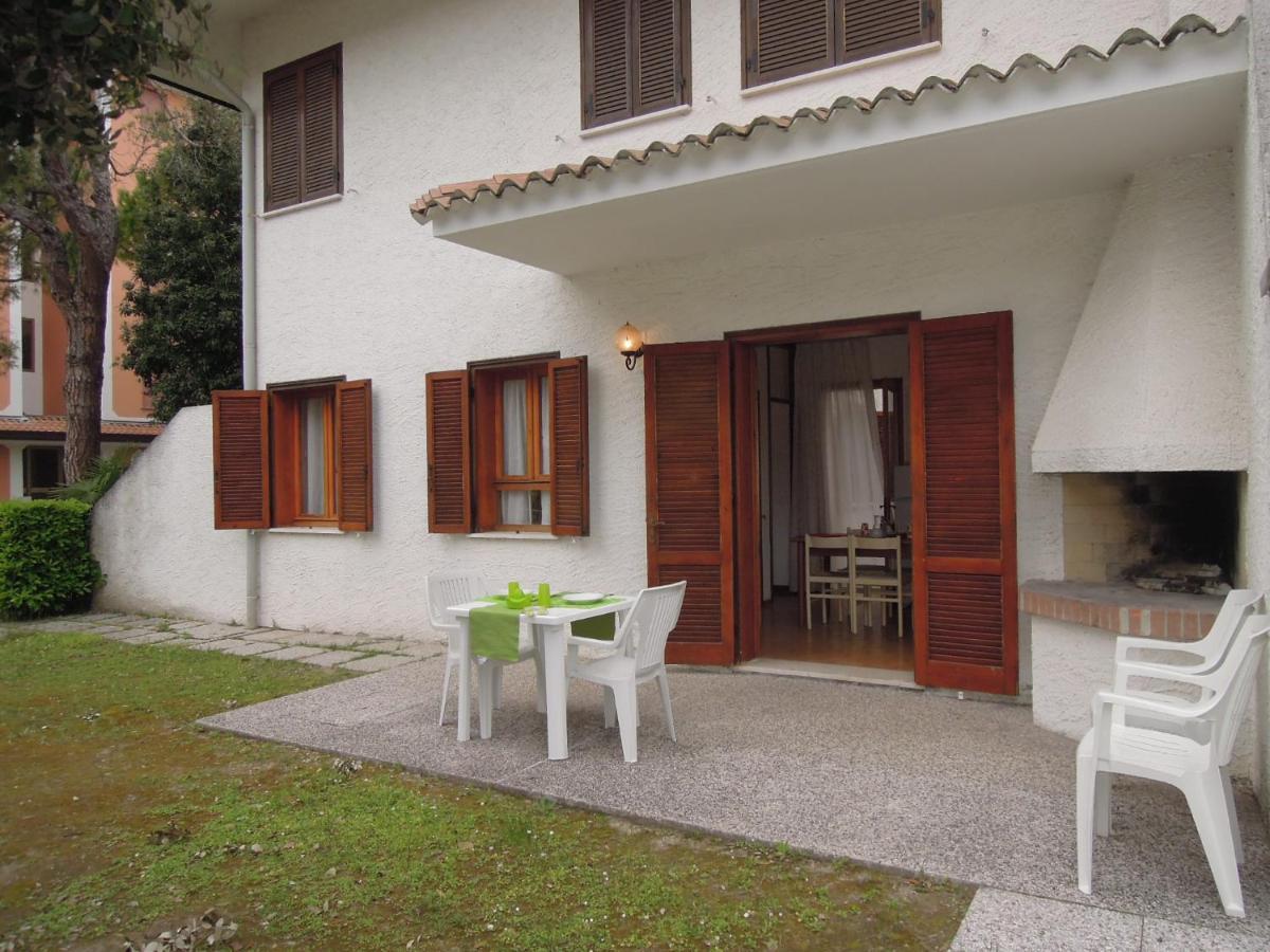 Villa Mery Bibione Exteriör bild