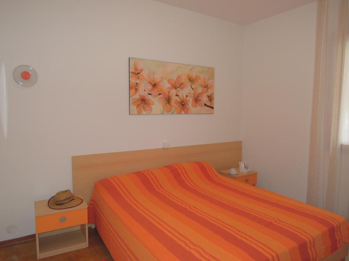 Villa Mery Bibione Exteriör bild